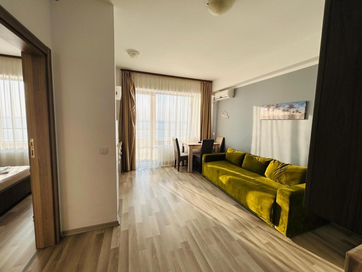 Catalina Summerland Apartaments Mamaia Nord Exterior photo