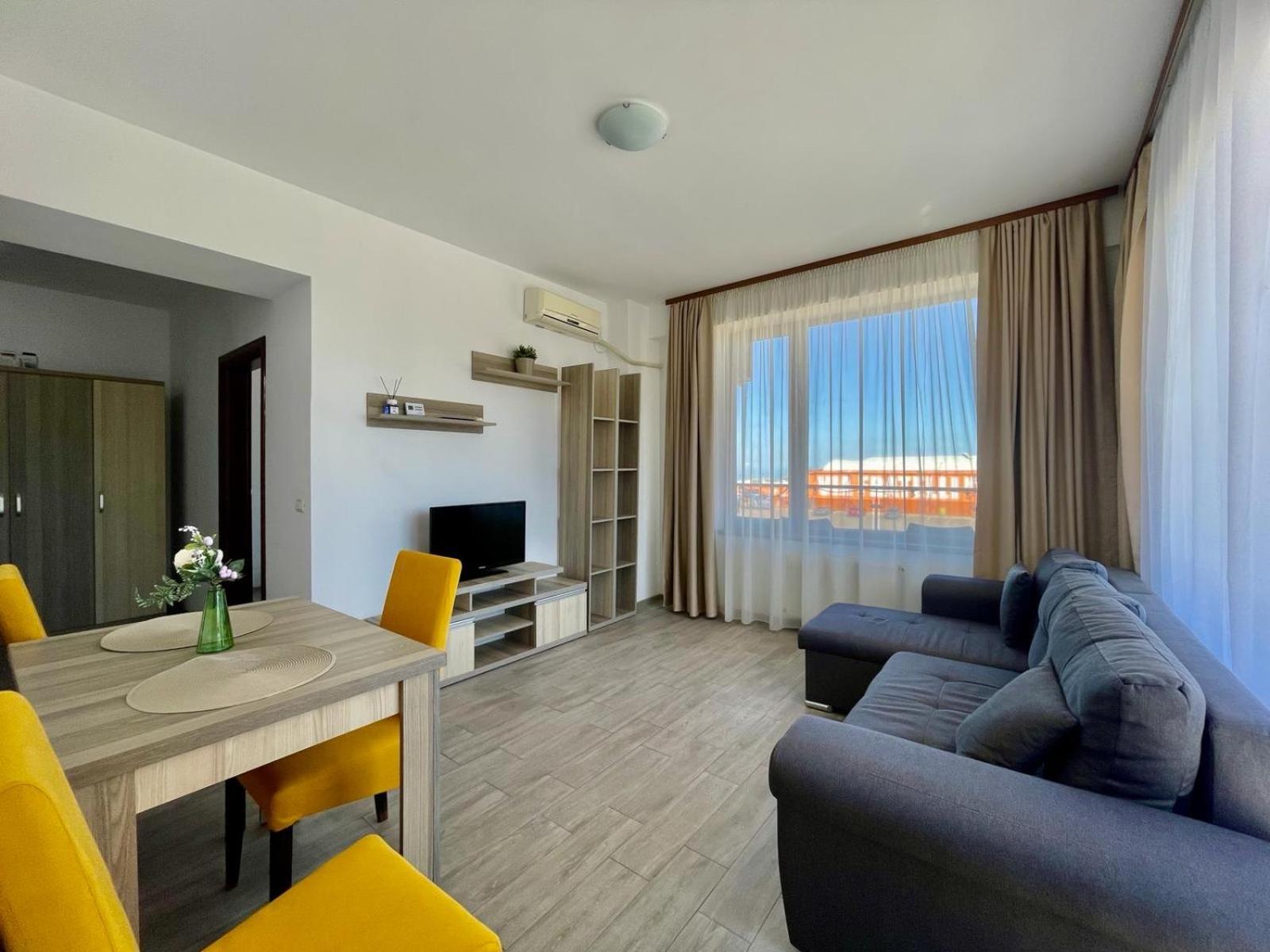 Catalina Summerland Apartaments Mamaia Nord Exterior photo